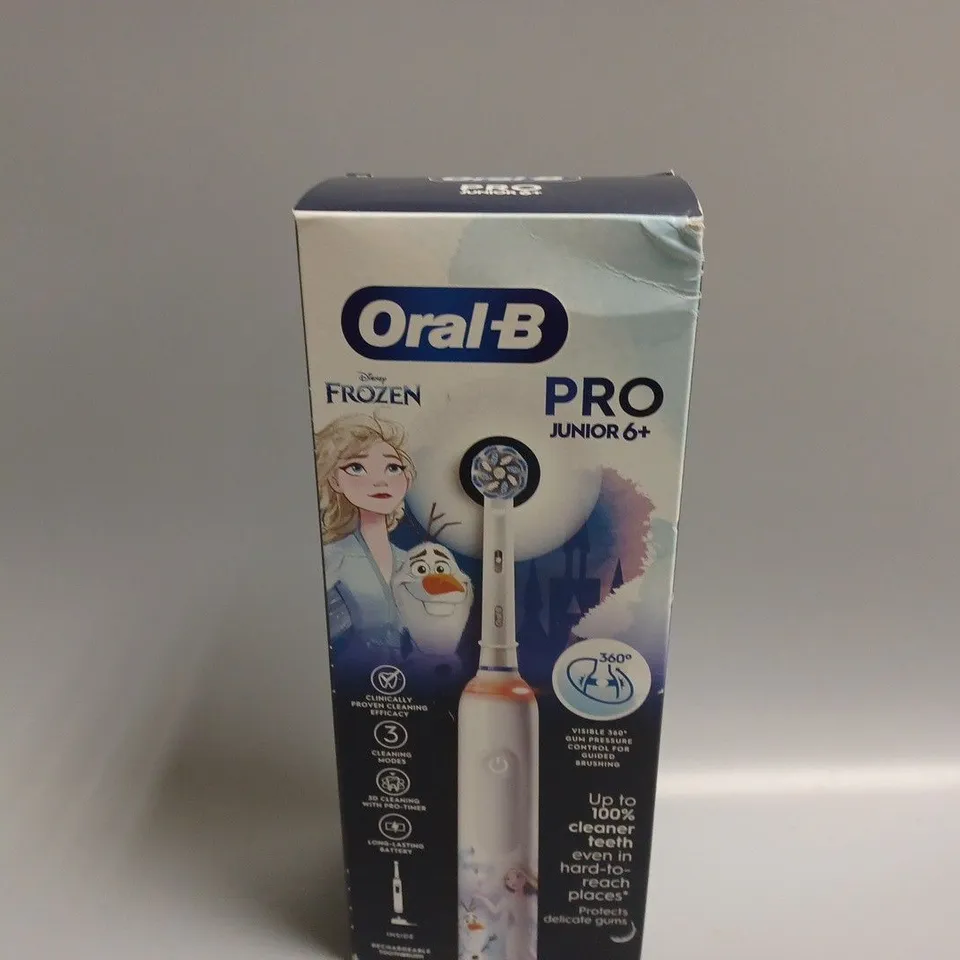 BOXED ORAL-B PRO JUNIOR 6+