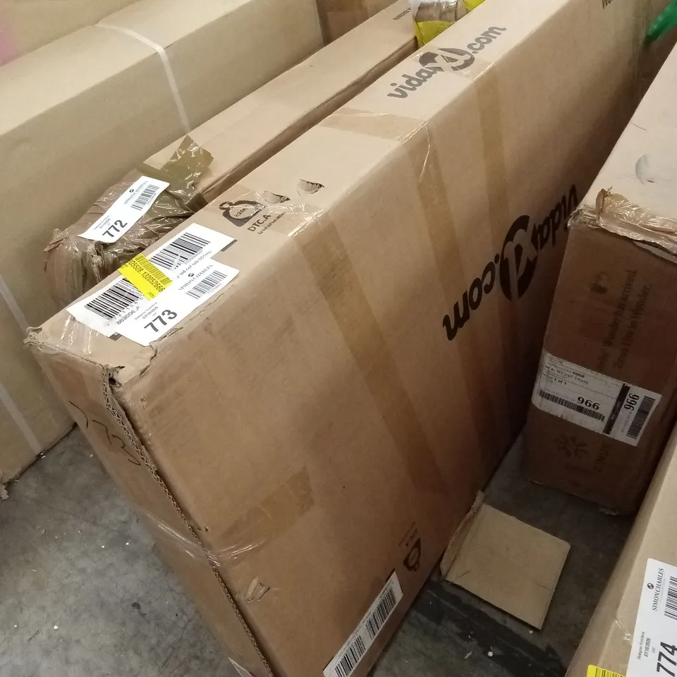 BOXED COFFEE TABLE