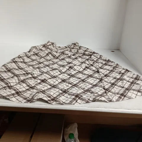 ZARA PLAID SKIRT – SIZE M