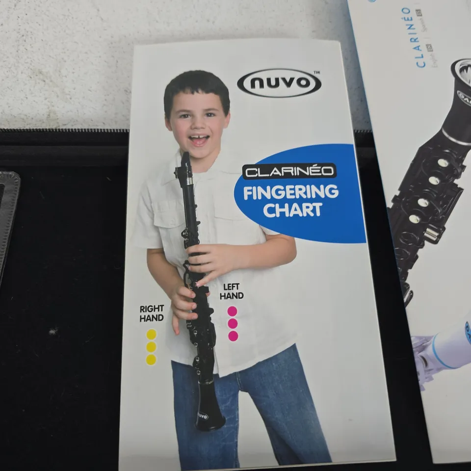 NUVO CLARINÉO BEGINNER WIND INSTRUMENT SET – CASE WITH ACCESSORIES