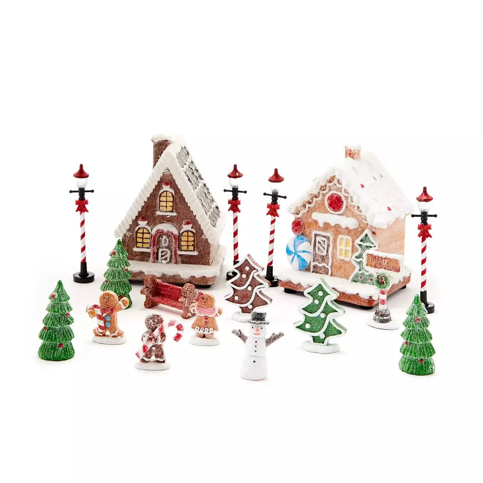 BOXED 17 PIECE CHRISTMAS CANDY SCENE DECORATION  RRP £35