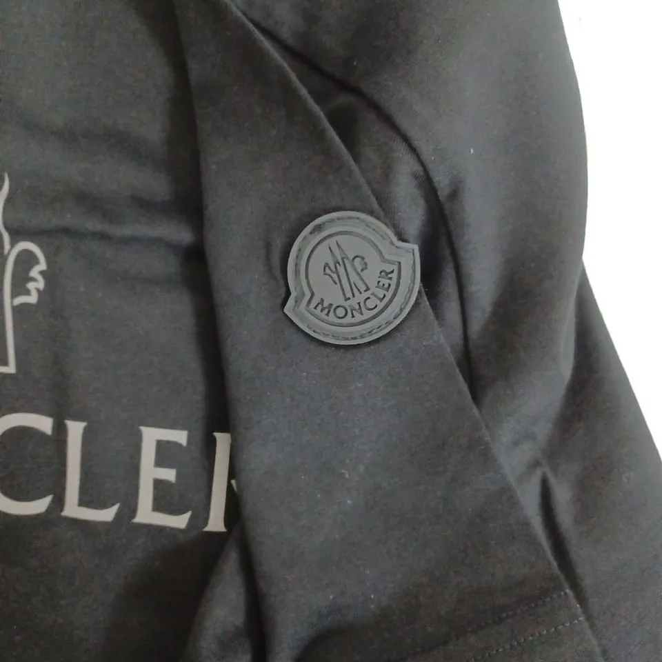 MONCLER BLACK LOGO T-SHIRT - XXL