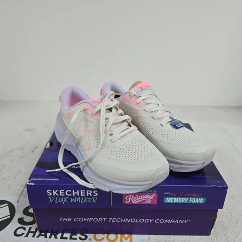 SKECHERS D'LUXE WALKER TRAINER UK 6 BOXED