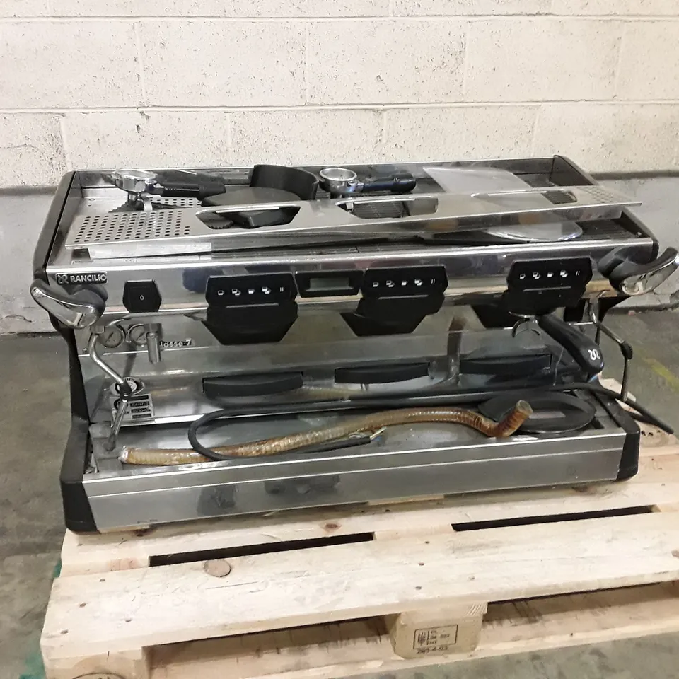 RANCILIO RAN7-3 COMMERCIAL 3 GROUP BARRISTA COFFEE MACHINE 