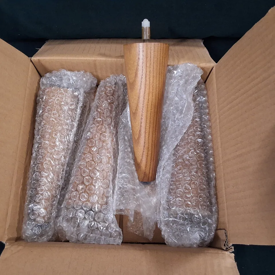 SNUG GREEN FABRIC 3-SEATER SOFA