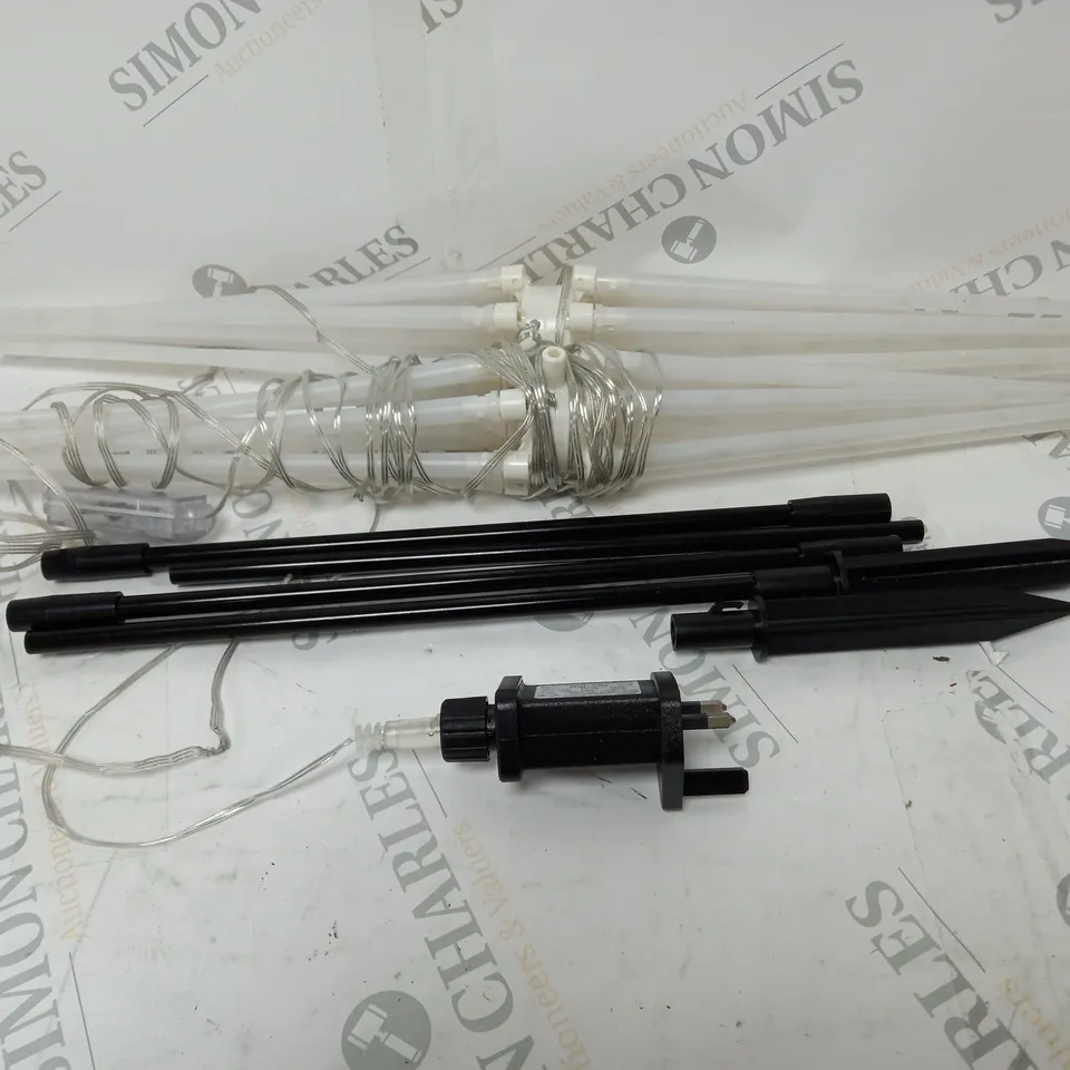 INDOOR/OUTDOOR SPARKLER DECORATIVE LED GARDEN LIGHTS 