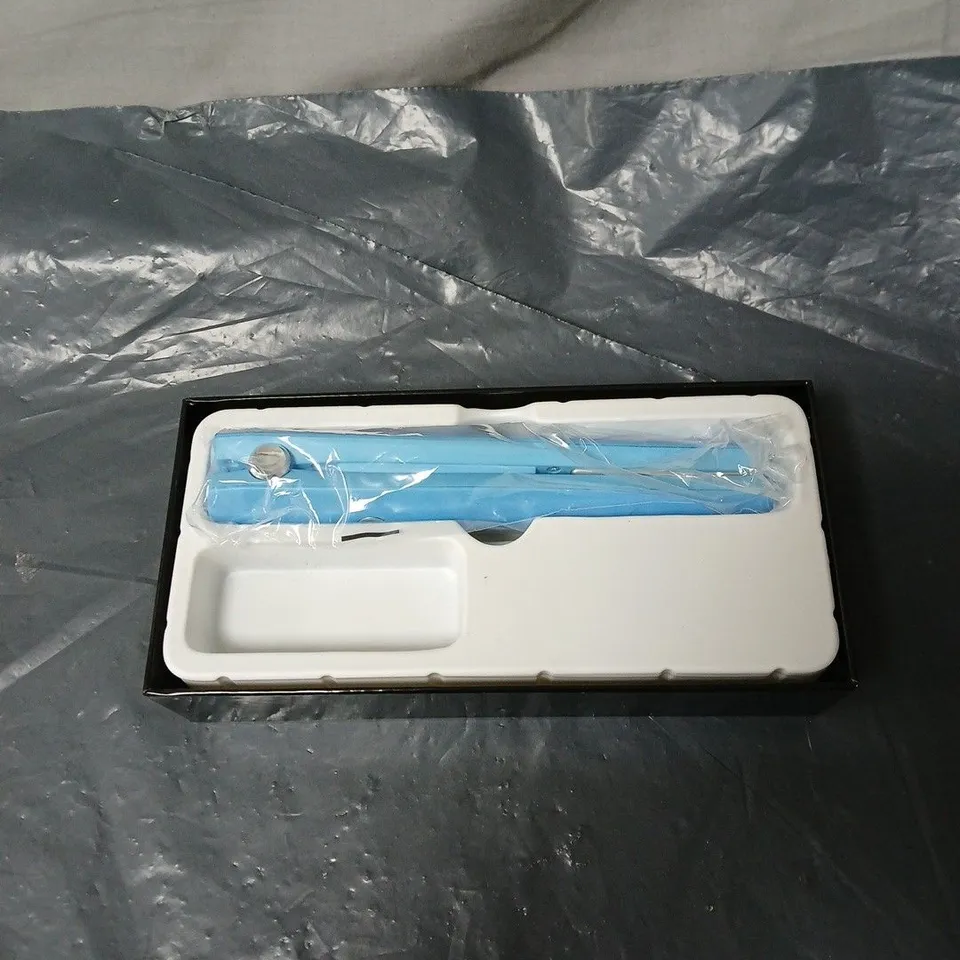 SIMPLY BEAUTY CORDLESS COMPACT STRAIGHTENER IN BLUE