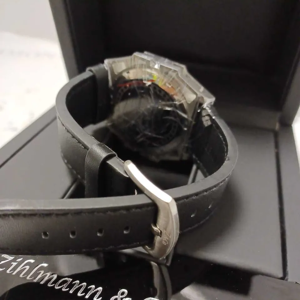 ZIHLMANN & CO GREY TRIPLE DIAL BLACK LEATHER STRAP WATCH