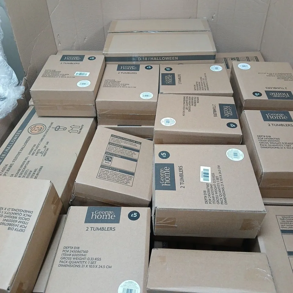 PALLET OF APPROXIMATELY 100 HALLOWEEN TUMBLERS IN ORANGE/GREEN - COLLECTION ONLY