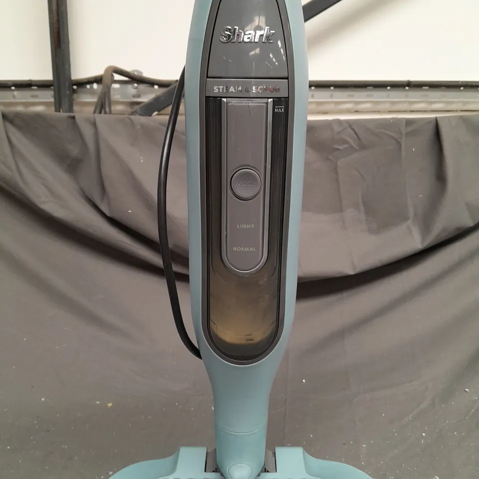 BOXED SHARK S6002UK STEAM FLOOR MOP - COLLECTION ONLY