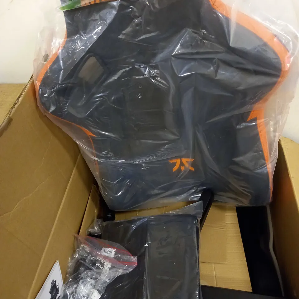 ANDA SEAT GAMING CHAIR, BLACK/ORANGE