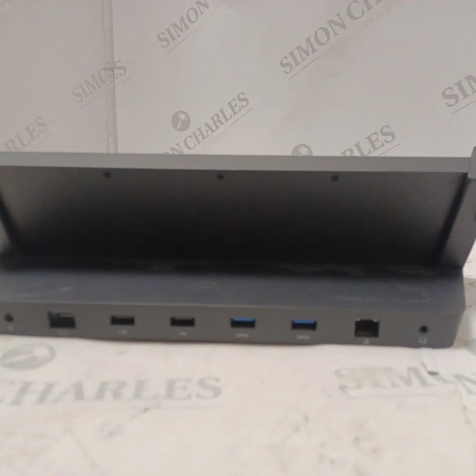 MICROSOFT SURFACE DOCKING STATION 