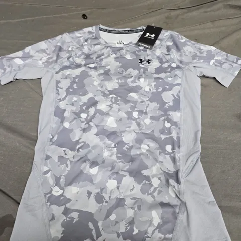 UNDER ARMOUR LOGO TEE - SIZE M