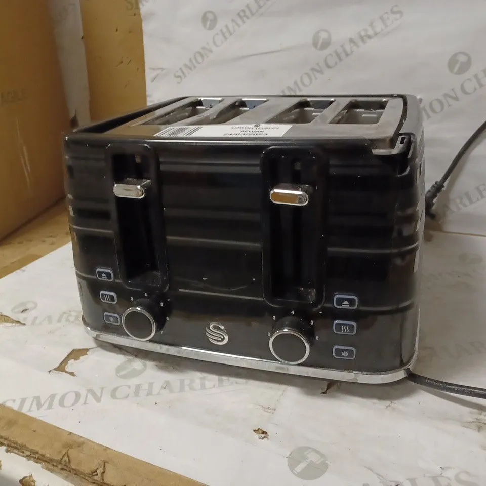 SWAN BLACK 4-SLICE TOASTER