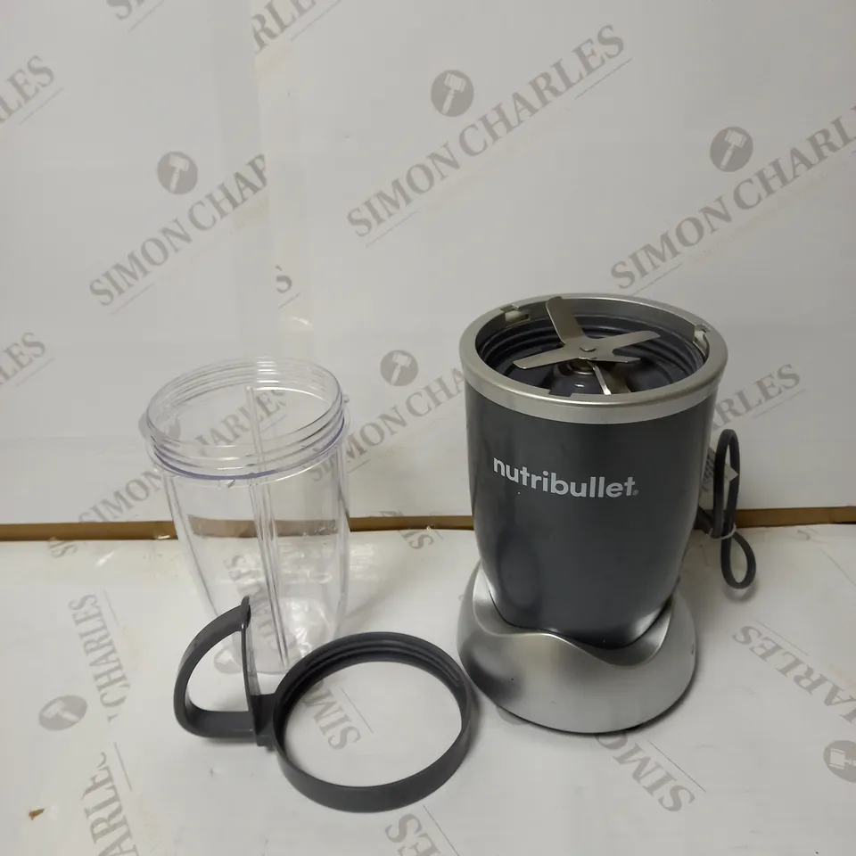 NUTRIBULLET 600 SERIES - NUTRIENT EXTRACTOR HIGH SPEED BLENDER
