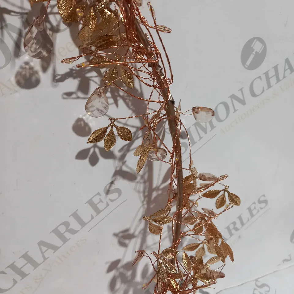 BOXED ALISON CORK PRE LIT JEWELLED WREATH