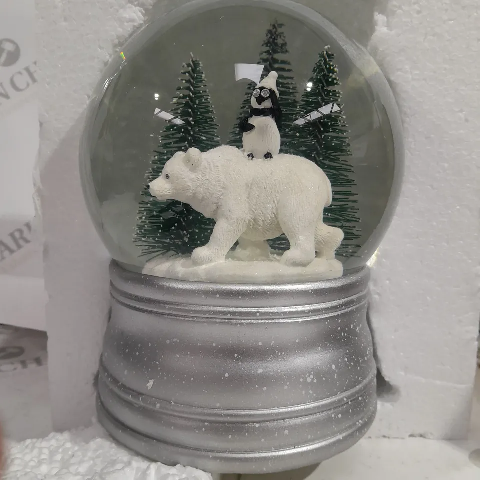 SANTA EXPRESS CHRISTMAS CHARACTER MUSICAL WATER SPINNER POLAR BEAR