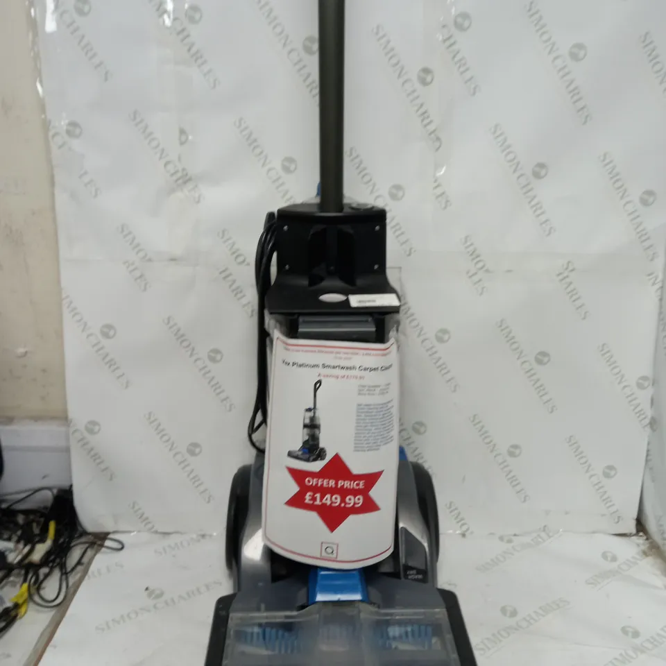 VAX PLATINUM SMARTWASH CARPET CLEANER WITH 2L CARPET WASH SOLUTION