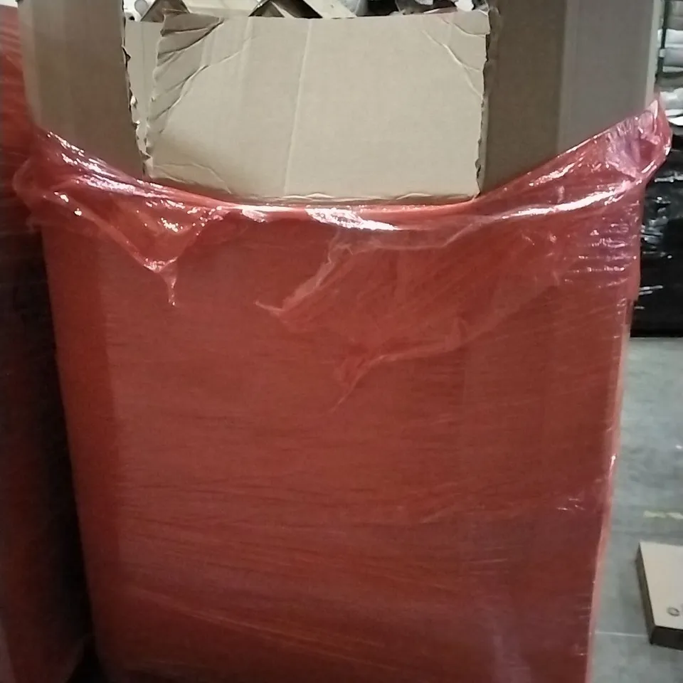 PALLET CONTAINING ASSORTED PRODUCTS INCLUDING TOILET SEAT, 2" FOAM UNIVERSAL TOILET SEAT RISER, ROLLER BLIND, TAKEAWAY BOXES & POP UP TENT