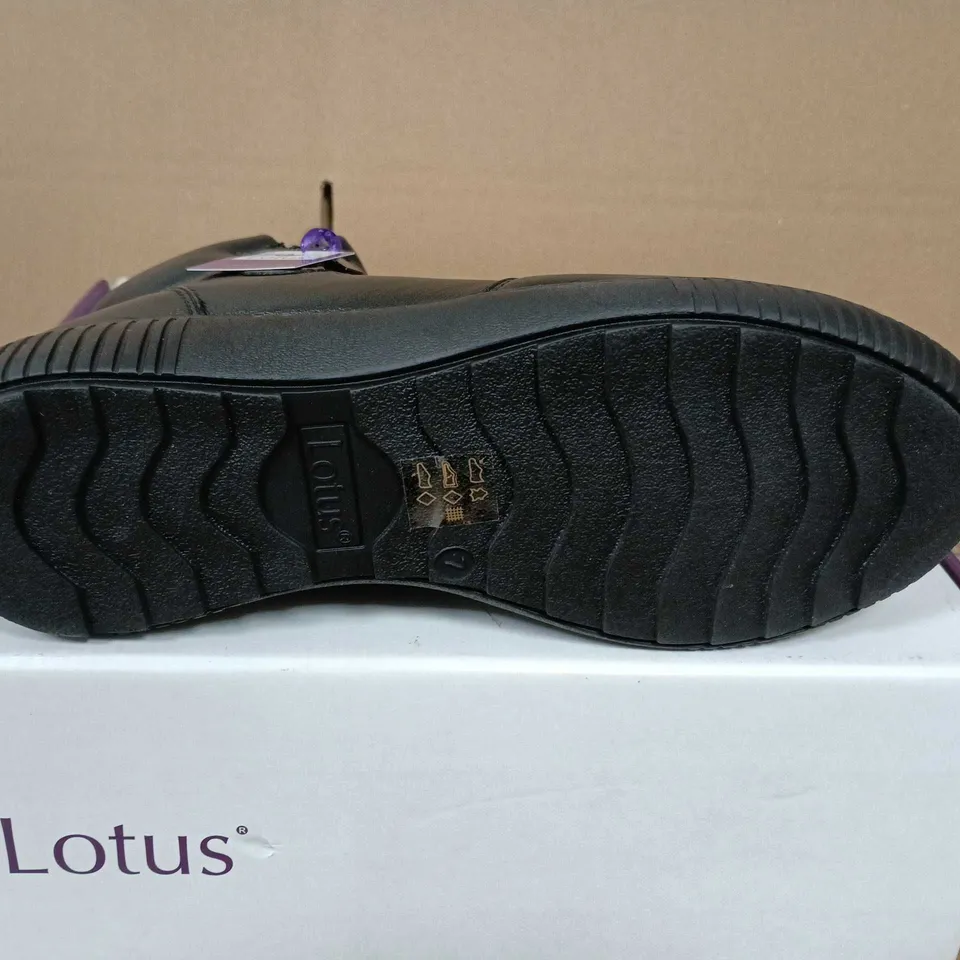 BOXED PAIR OF LOTUS WOMEN'S BLACK LEATHER ANKLE BOOTS – UK SIZE 7
