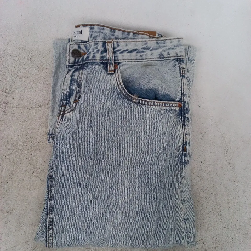MOTEL JEANS IN LIGHT BLUE SIZE 30/32