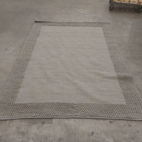 QUALITY DESIGNER AREA RUG - APPROXIMATELY 235 x 160cm