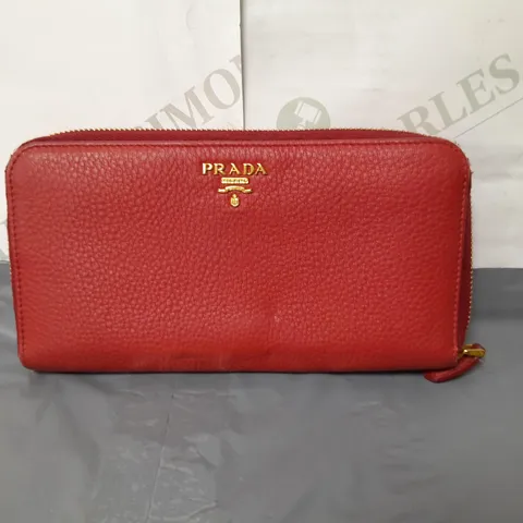 LADIES PRADA RED PURSE