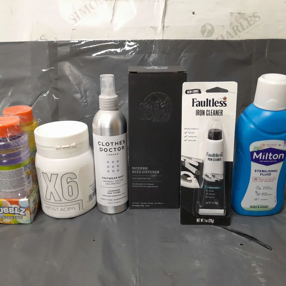 BOX OF APPROXIMATELY 14 ASSORTED ITEMS TO INCLUDE - IRON CLEANER , MILTON STERILISING FLUID , CLOTHES DOCTOR KNITWEAR MIST ETC