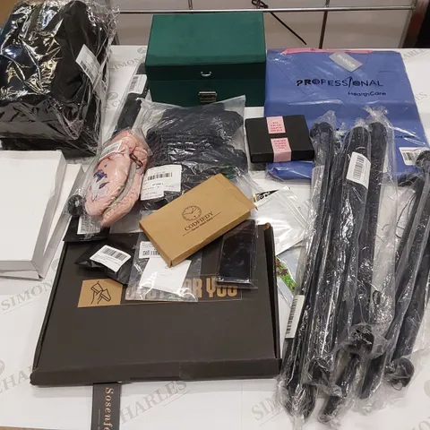 24 BRAND NEW ITEMS TO INCLUDE: 9 SHOE HORNS, 2 WATCH STANDS, WATCH BOX