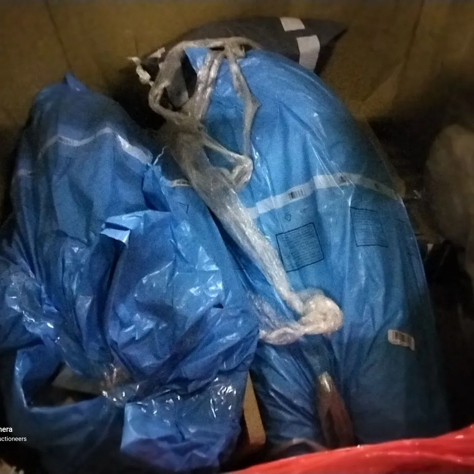 PALLET OF ASSORTED ITEMS INCLUDING OFFICE CHAIR, 52" CEILING FAN LIGHT, TOILET SEAT, CORNER LADDER SHELVES, CANOPY