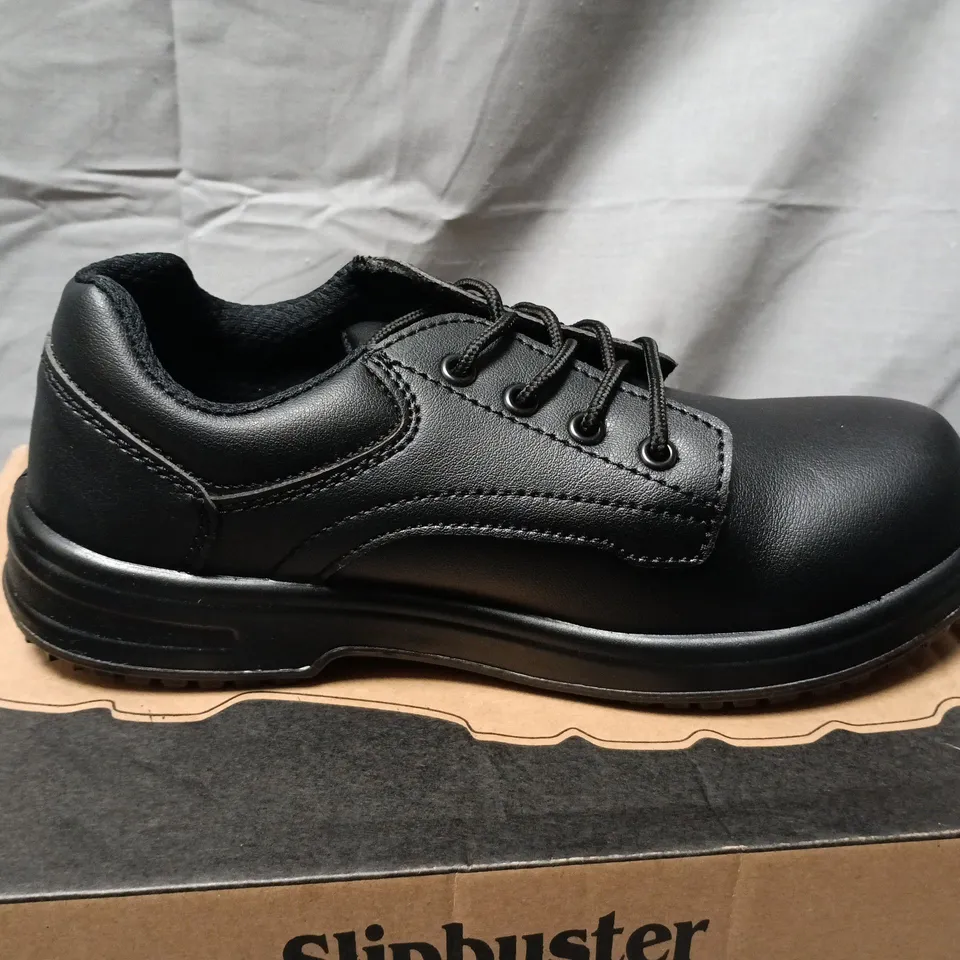 SLIPBUSTER BASIC SLIP RESISTANT SHOE – BLACK – SIZE 40