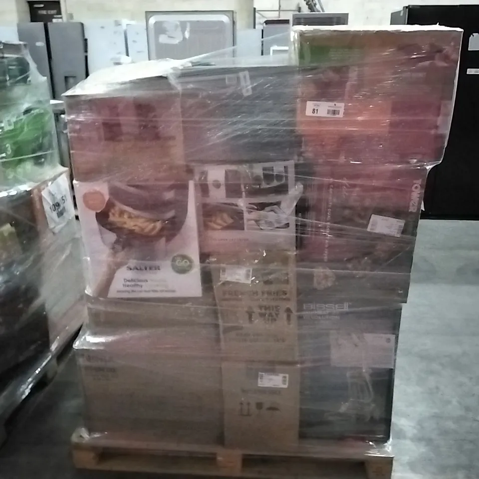 PALLET OF APPROXIMATELY 27 UNPROCESSED RAW RETURN HOUSEHOLD AND ELECTRICAL GOODS TO INCLUDE;