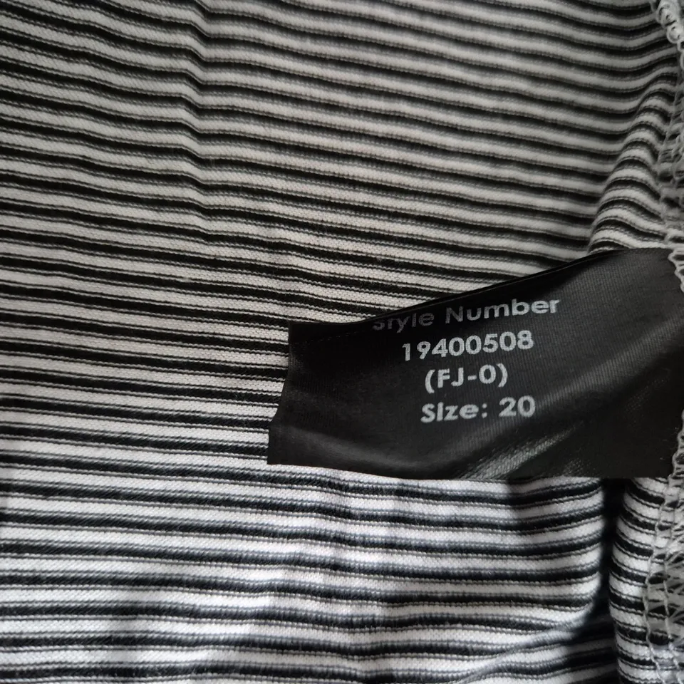 ROMAN 2 STRIPED KNIT TOP – WOMEN’S, UK SIZE 20 
