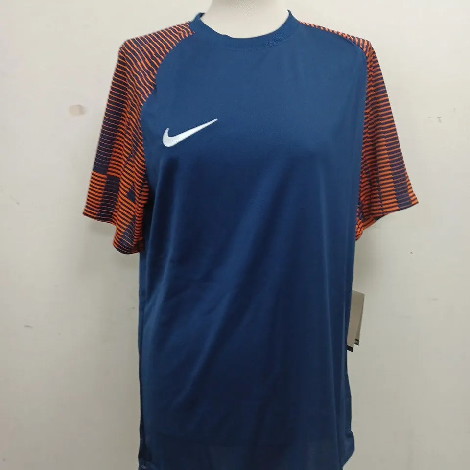 NIKE DRI-FIT MENS - SIZE LARGE 