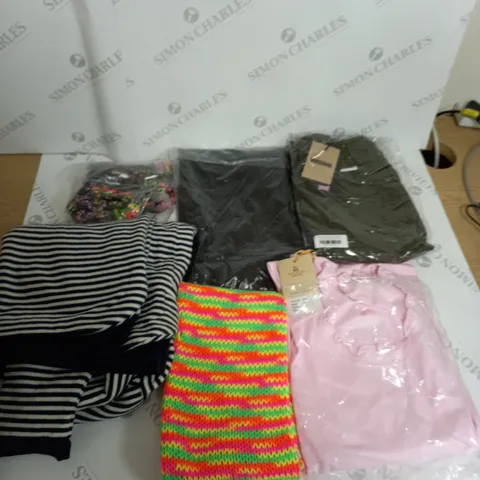 BOX OF APPROX. 50 ASSORTED CLOTHING VARYING IN SIZE/COLOUR/STYLE TO INCLUDE: TOPS, TROUSERS, JUMPERS