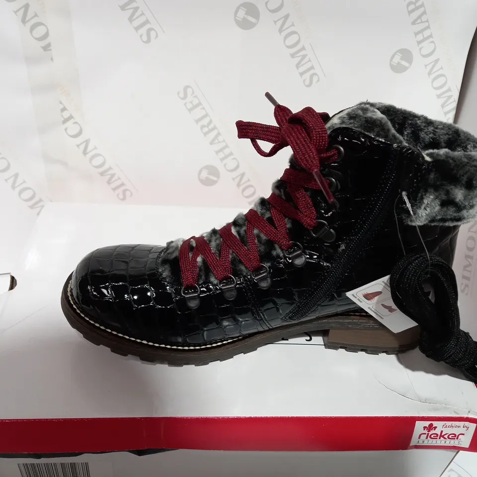 BOXED PAIR OF RIEKER BLACK HIKING BOOTS  - SIZE 7.5