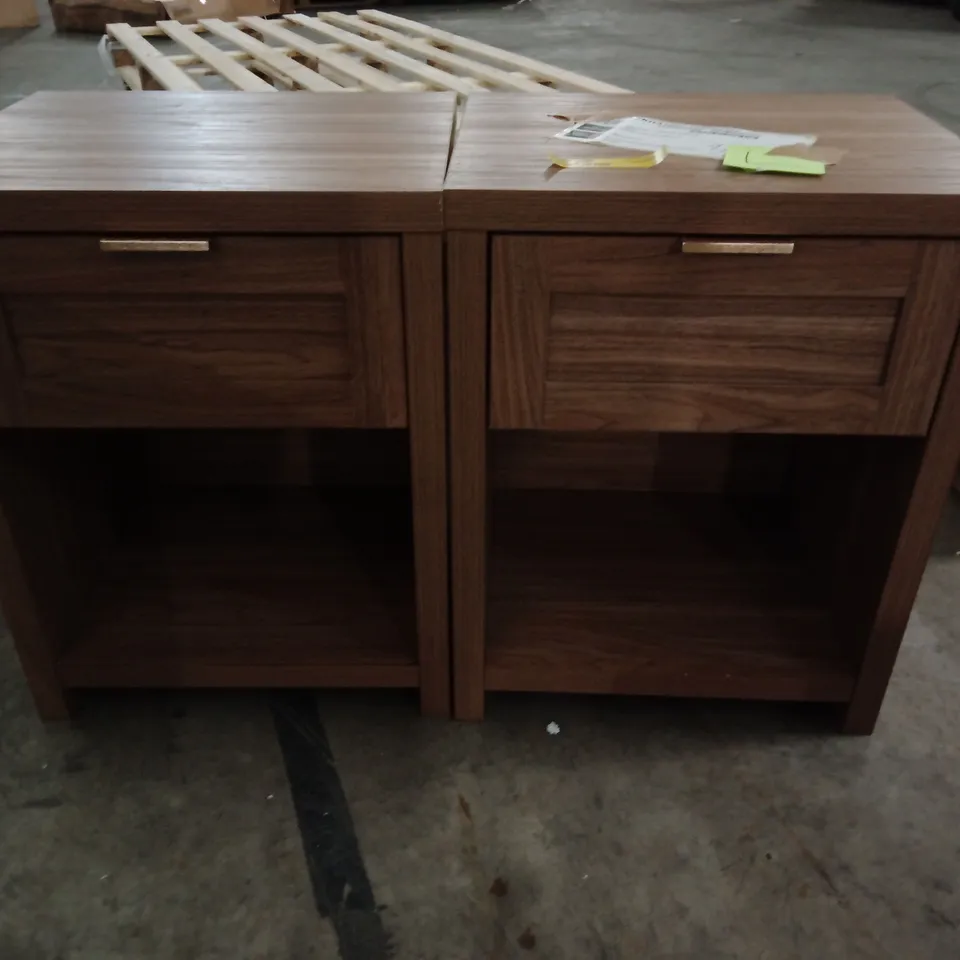 AMBERSIDE 1 DRAWER BEDSIDE TABLE – (SET OF 2