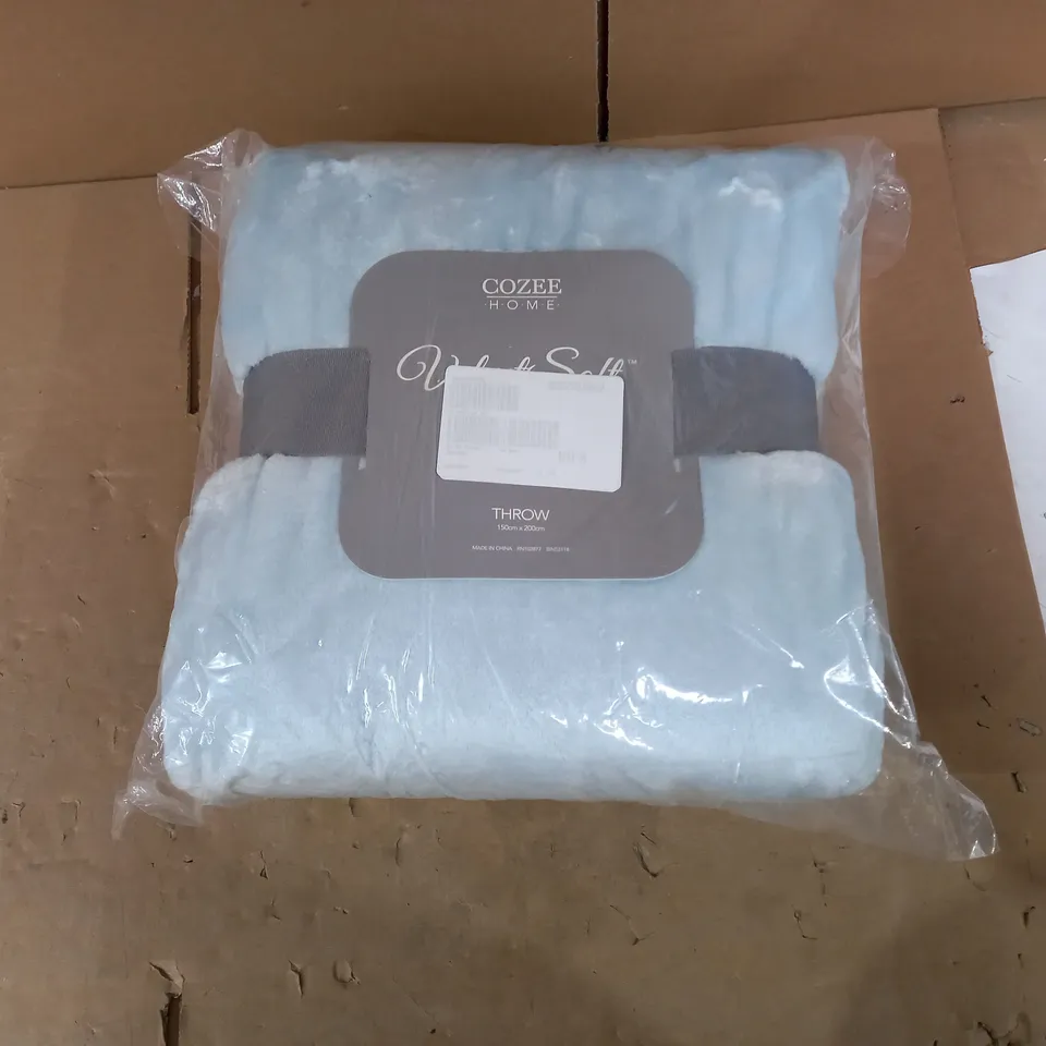 COZEE HOME VELVETSOFT THROW ONE SIZE - ICE BLUE