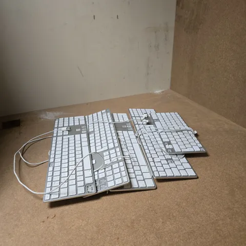 APPROXIMATELY 5 APPLE KEYBOARDS - MISSING KEYS 