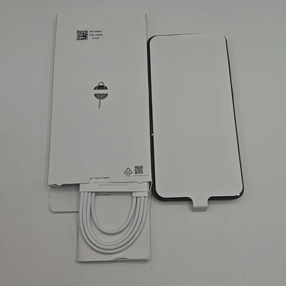 BOXED SAMSUNG GALAXY A36 5G 6/128GB IN AWESOME BLACK - SM-A366B