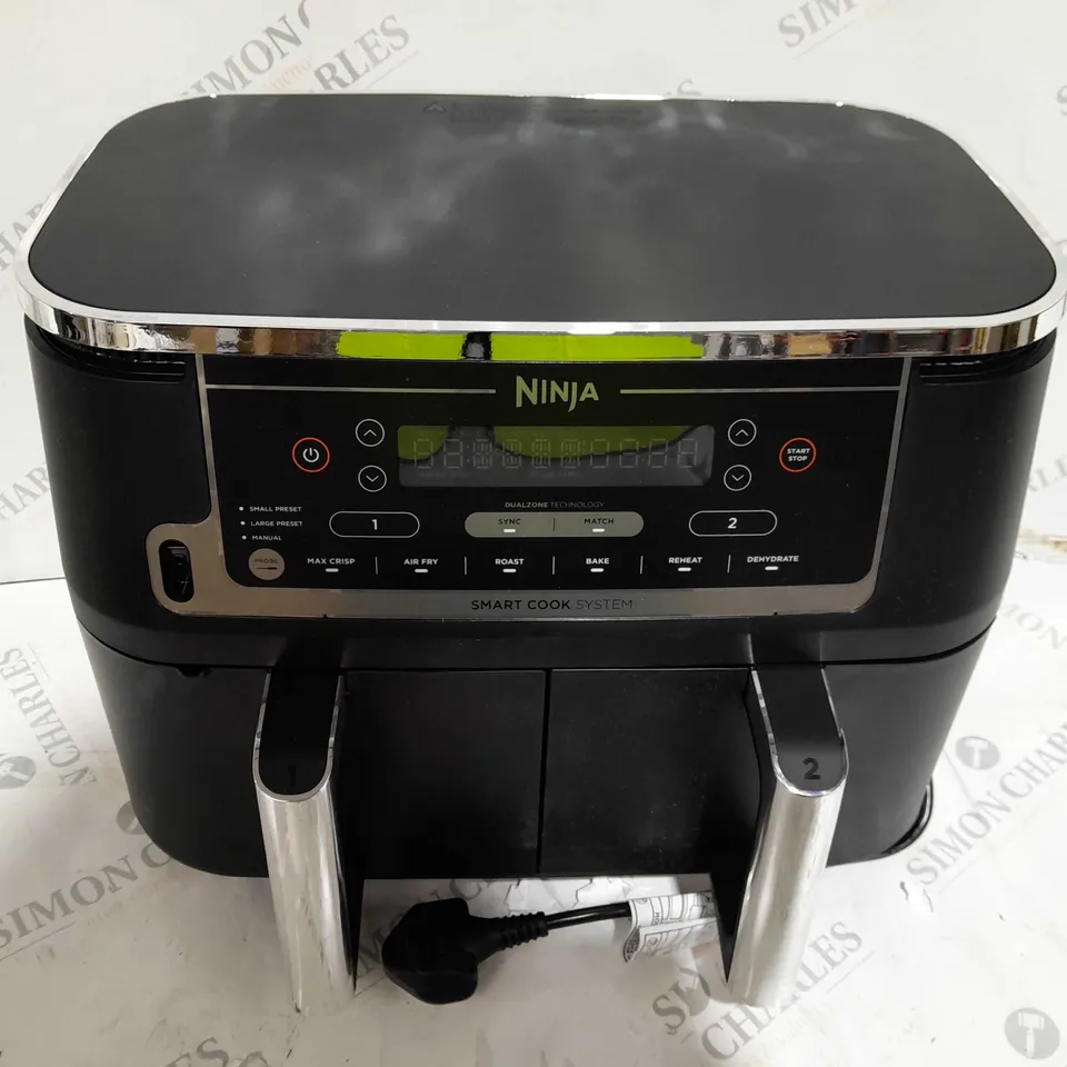 BOXED NINJA FOODI MAX DUAL ZONE 9.5L AIR FRYER AF451UK