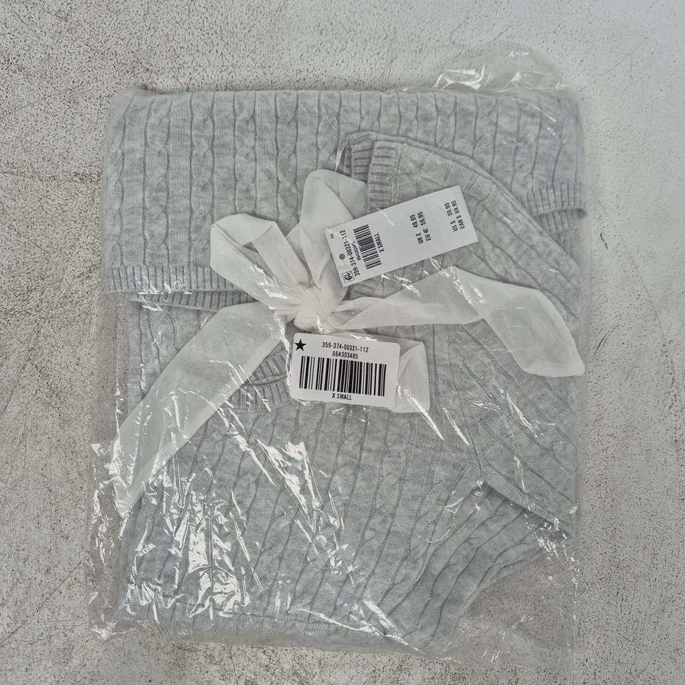 BAGGED HOLLISTER KNIT TOP IN GREY SIZE XS