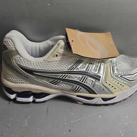BOXED PAIR OF ASICS TRAINERS IN SILVER/WHITE - UK 8.5
