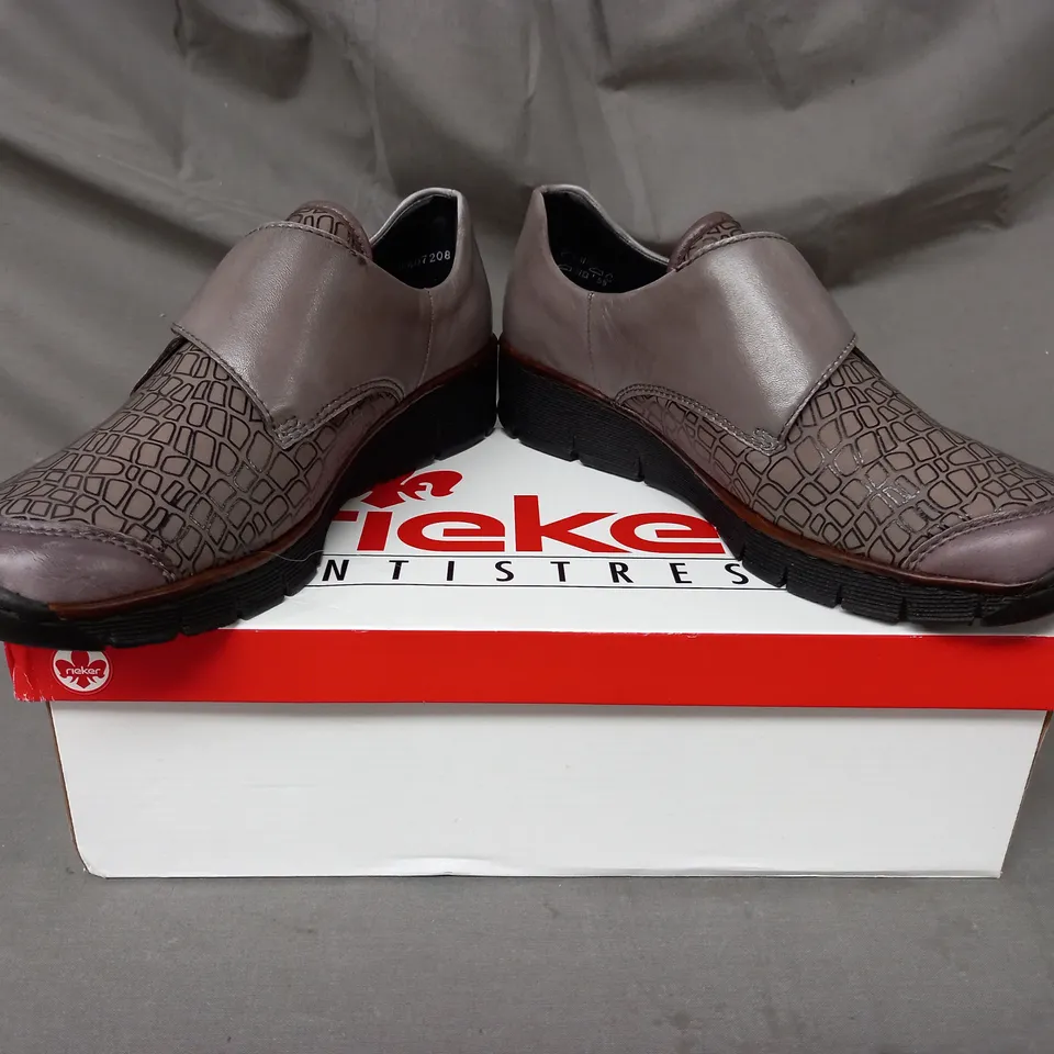BOXED PAIR OF RIEKER SHOES IN GREY SIZE 6