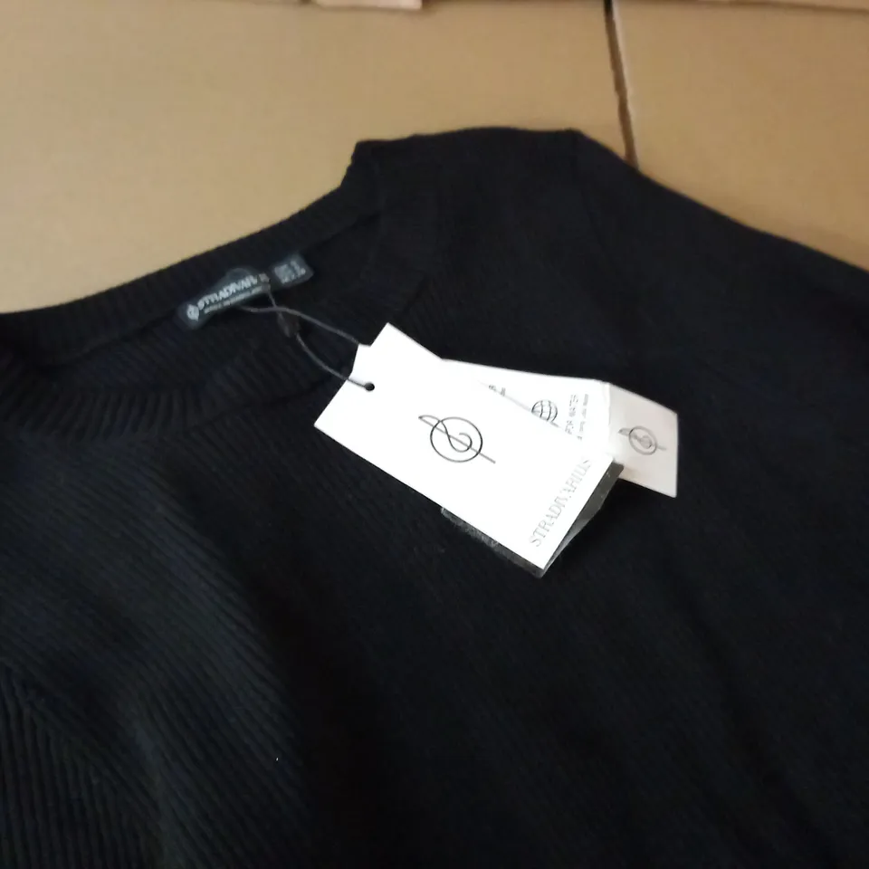 STRADIVARIUS LONG SLEEVE BLACK DRESS - EUR S