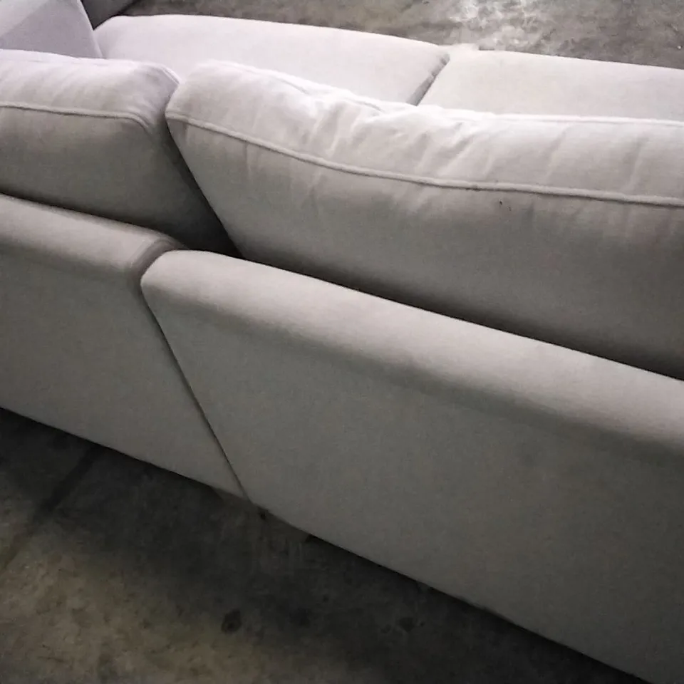 QUALITY DESIGNER LOUNGE CO 2 SEATER SOFA IN WHITE GREY FABRIC 
