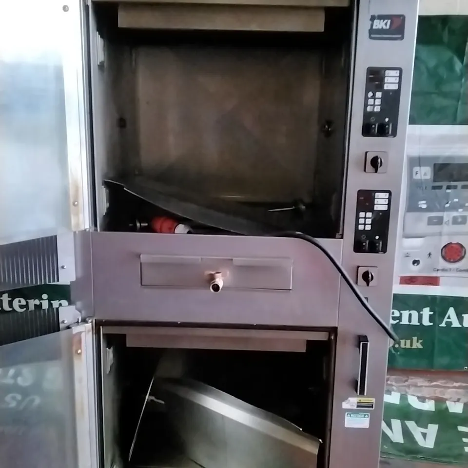 BKI CHICKEN ROTISSERIE OVEN 