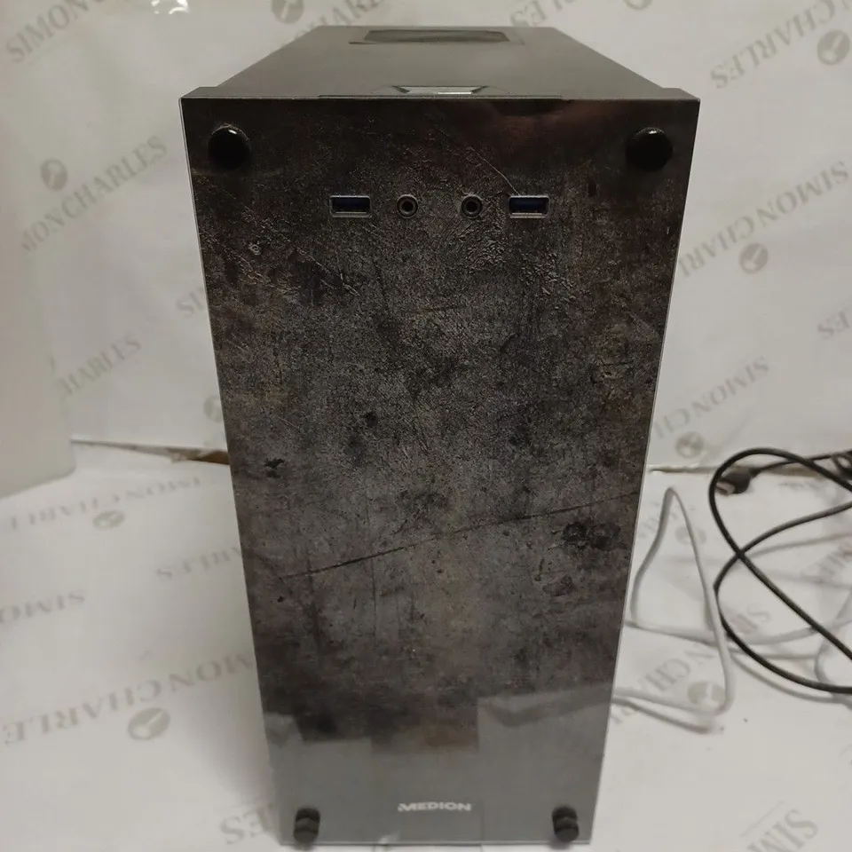 MEDION AKOYA P66089 MD34014 COMPUTER WITH KEYBOARD, PLEASE NOT BOX SPECIFICATIONS MAY NOT MATCH ITEMS CORE COMPONENTS - COLLECTION ONLY