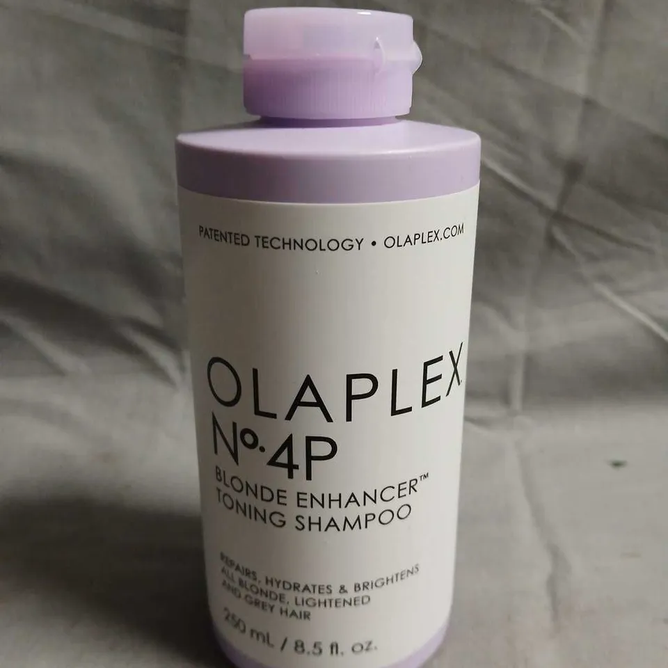 OLAPLEX NO.4P BLOND ENHANCER TONING SHAMPOO – 250 ML