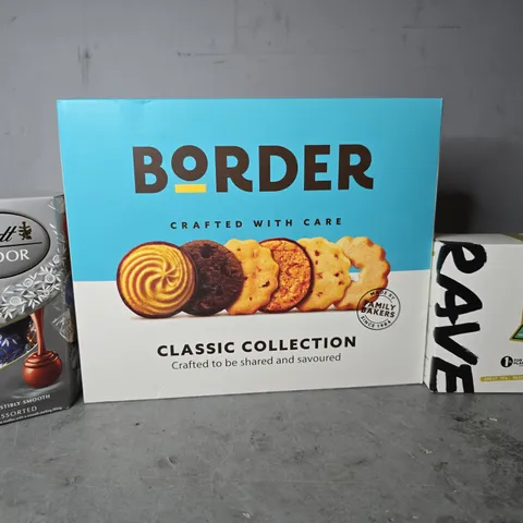 APPROXIMATELY 8 ASSORTED FOOD ITEMS TO INCLUDE - BORDER CLASSIC COLLECTION , LINDOR ASSORTED , RAVE MAGE BREW ETC